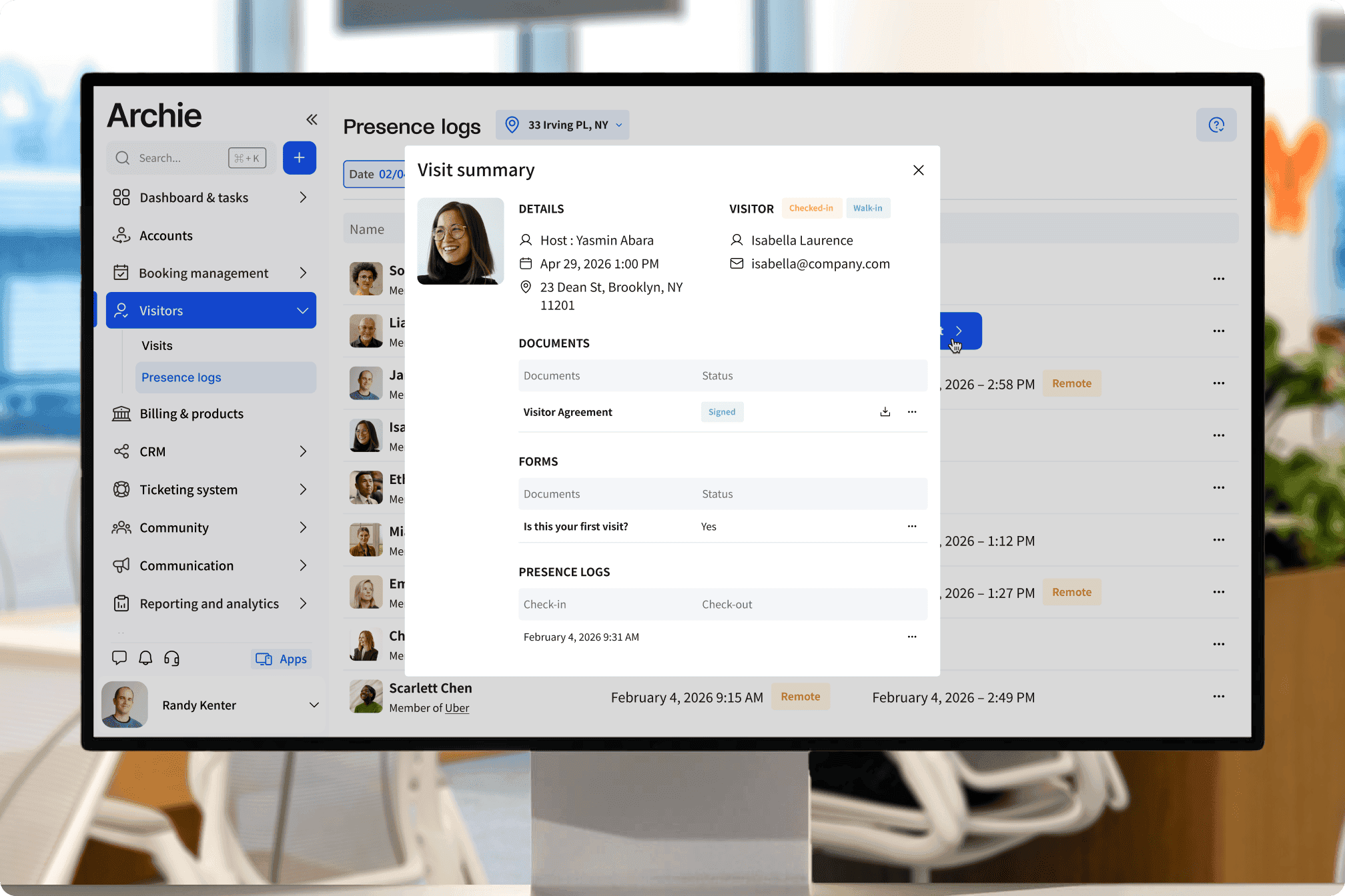 website-v3:pictures.website-v3.alt.coworking-insights-hub-product-carousel-vertical-3-logs